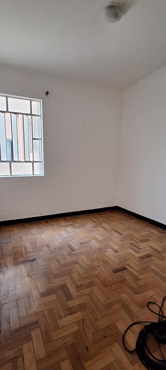 Apartamento, Floresta, 3 Quartos, 0 Vaga, 1 Suíte