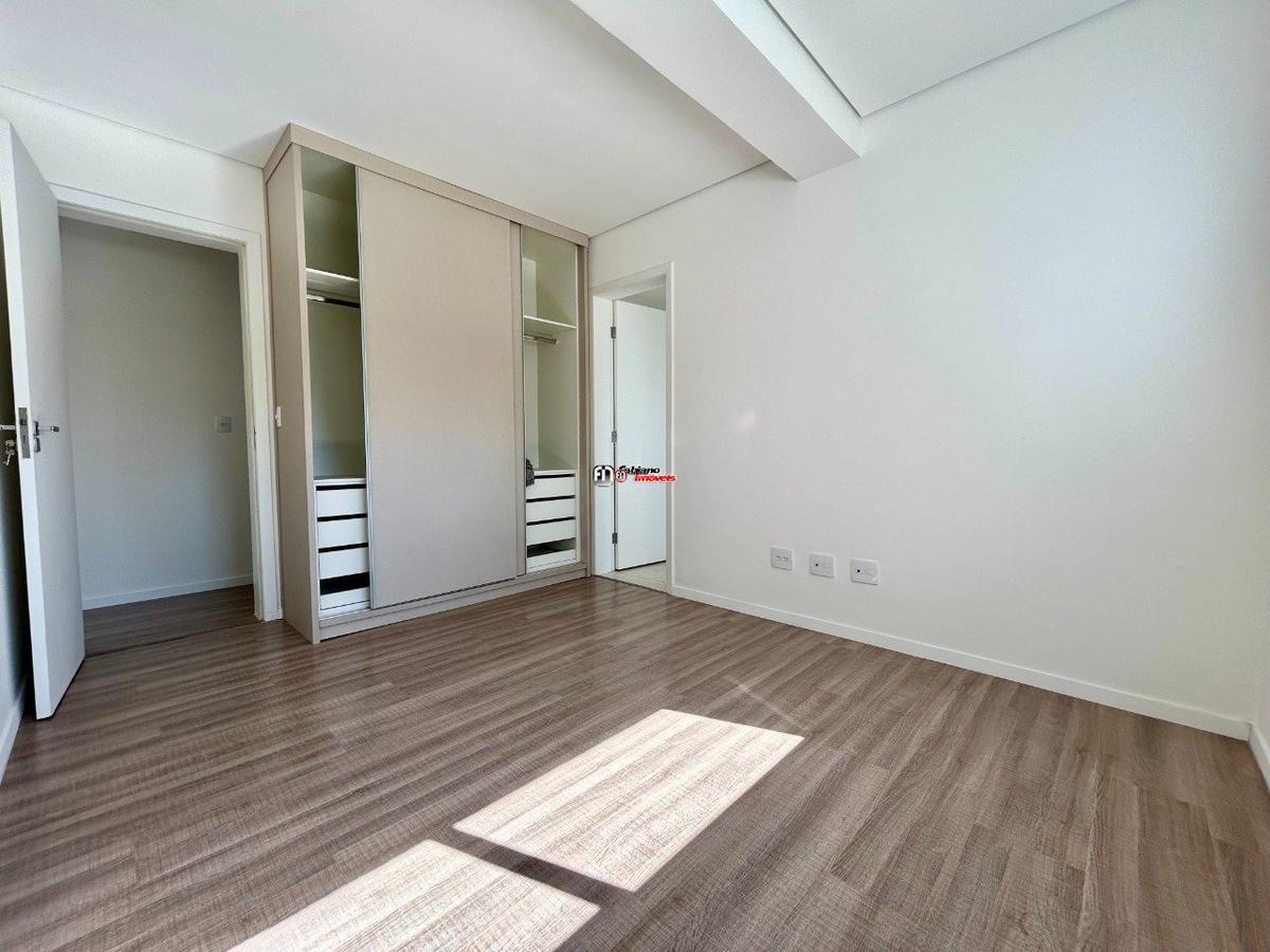 Apartamento, Castelo, 4 Quartos, 2 Vagas, 1 Suíte
