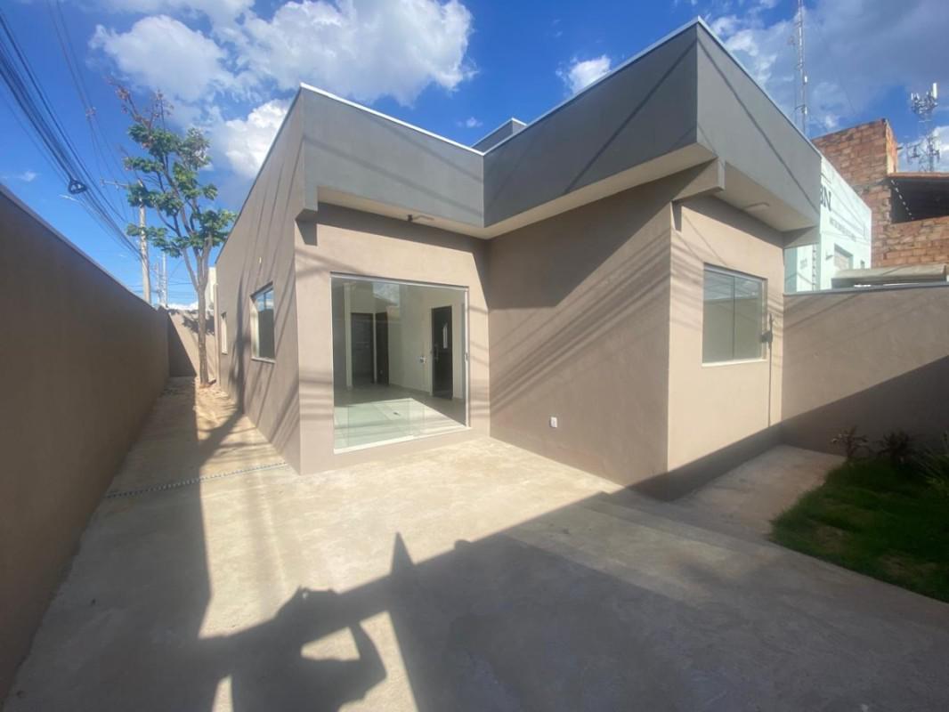 Casa, Cidade de Deus, 3 Quartos, 2 Vagas, 1 Suíte