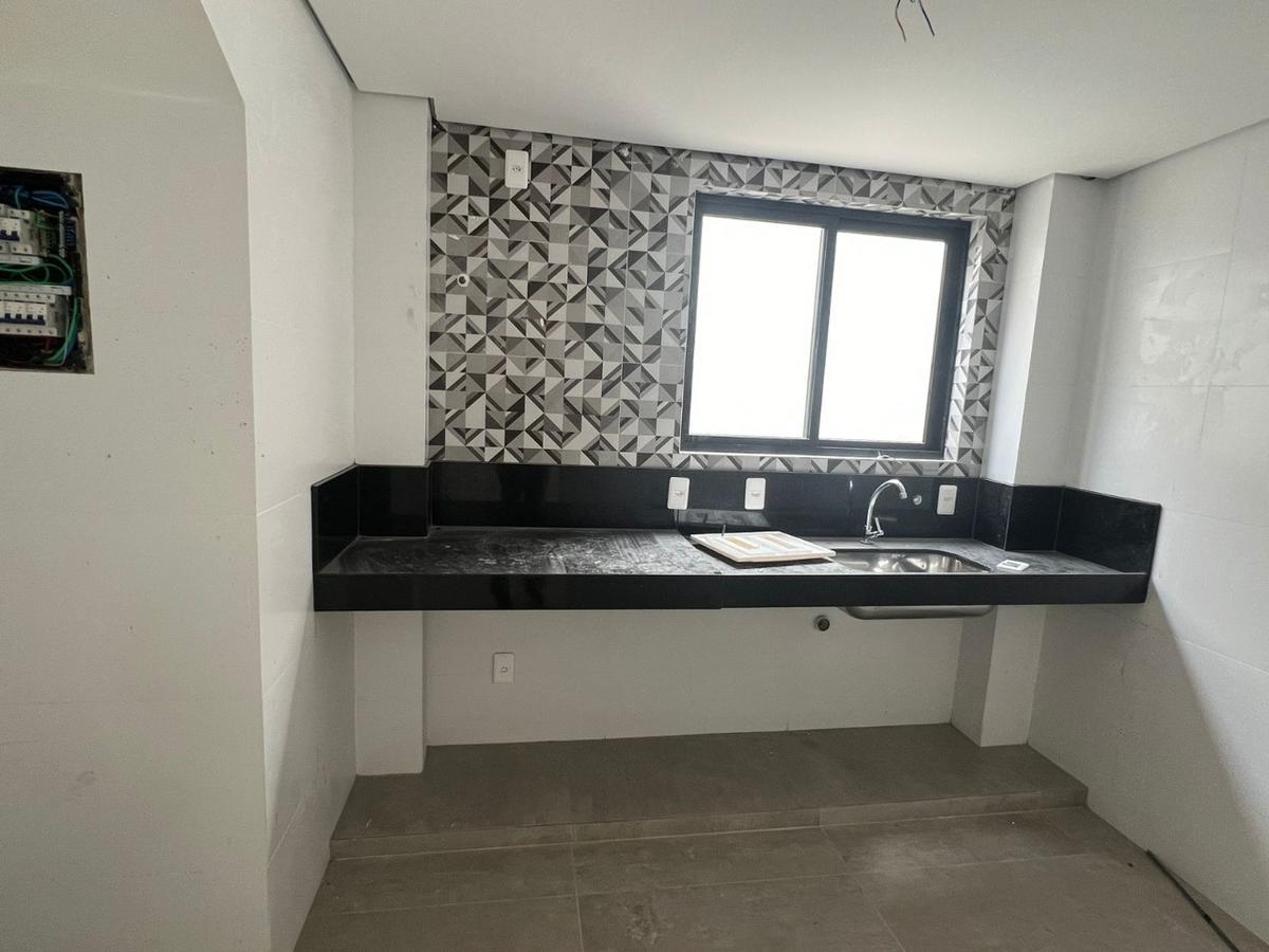 Casa, Planalto, 3 Quartos, 2 Vagas, 1 Suíte