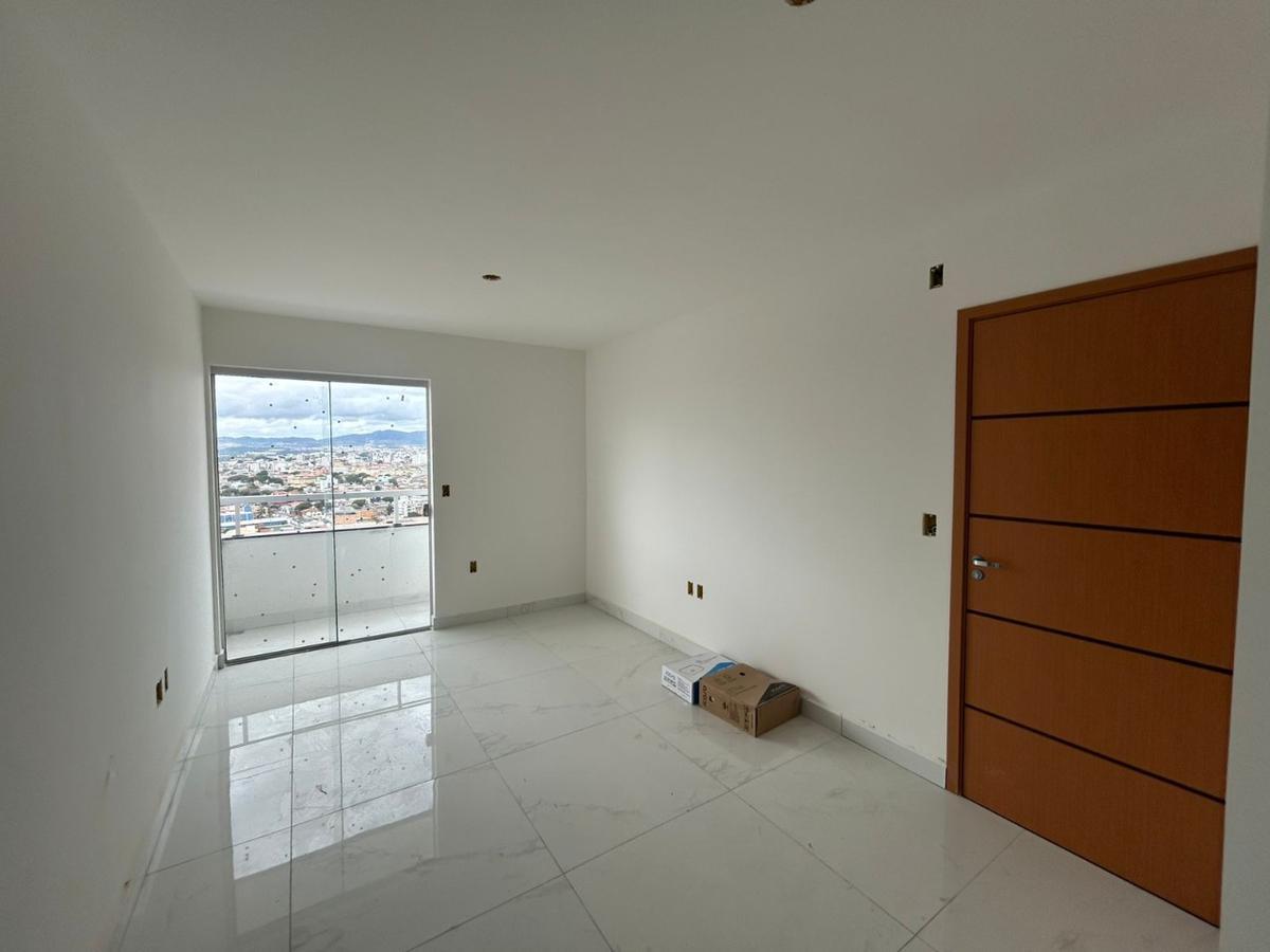 Apartamento, Santa Cruz Industrial, 3 Quartos, 2 Vagas, 1 Suíte