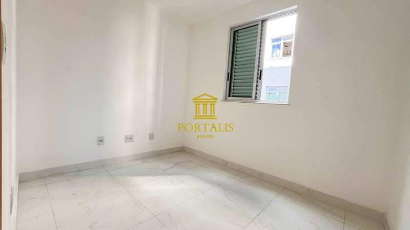 Apartamento, Serra, 2 Quartos, 3 Vagas, 1 Suíte