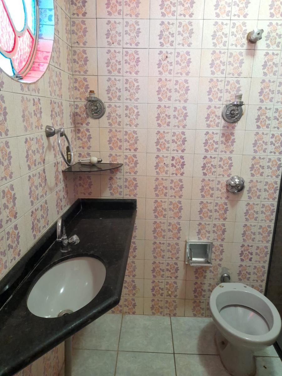 Casa Comercial, Sagrada Família, 3 Quartos, 3 Vagas, 2 Suítes