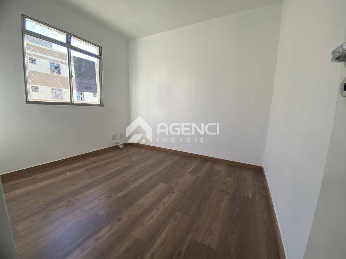 Apartamento, Camargos, 2 Quartos, 0 Vaga, 0 Suíte