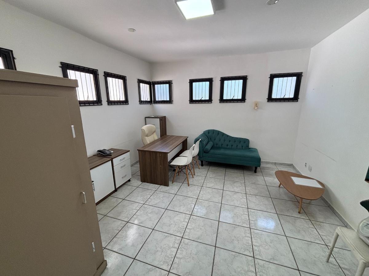 Andar, São José, 0 Quarto, 0 Vaga