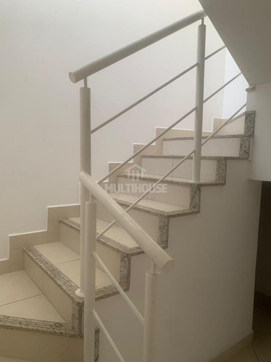 Casa, Xangri-lá, 3 Quartos, 4 Vagas, 1 Suíte