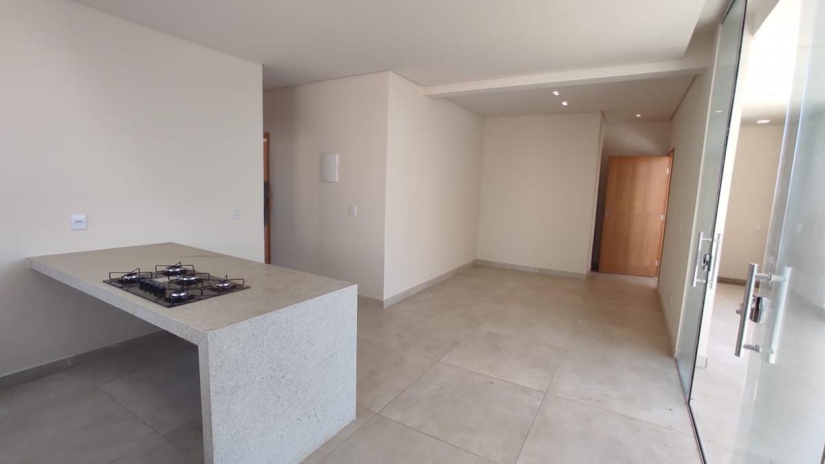 Casa, Santa Rosa, 3 Quartos, 4 Vagas, 1 Suíte