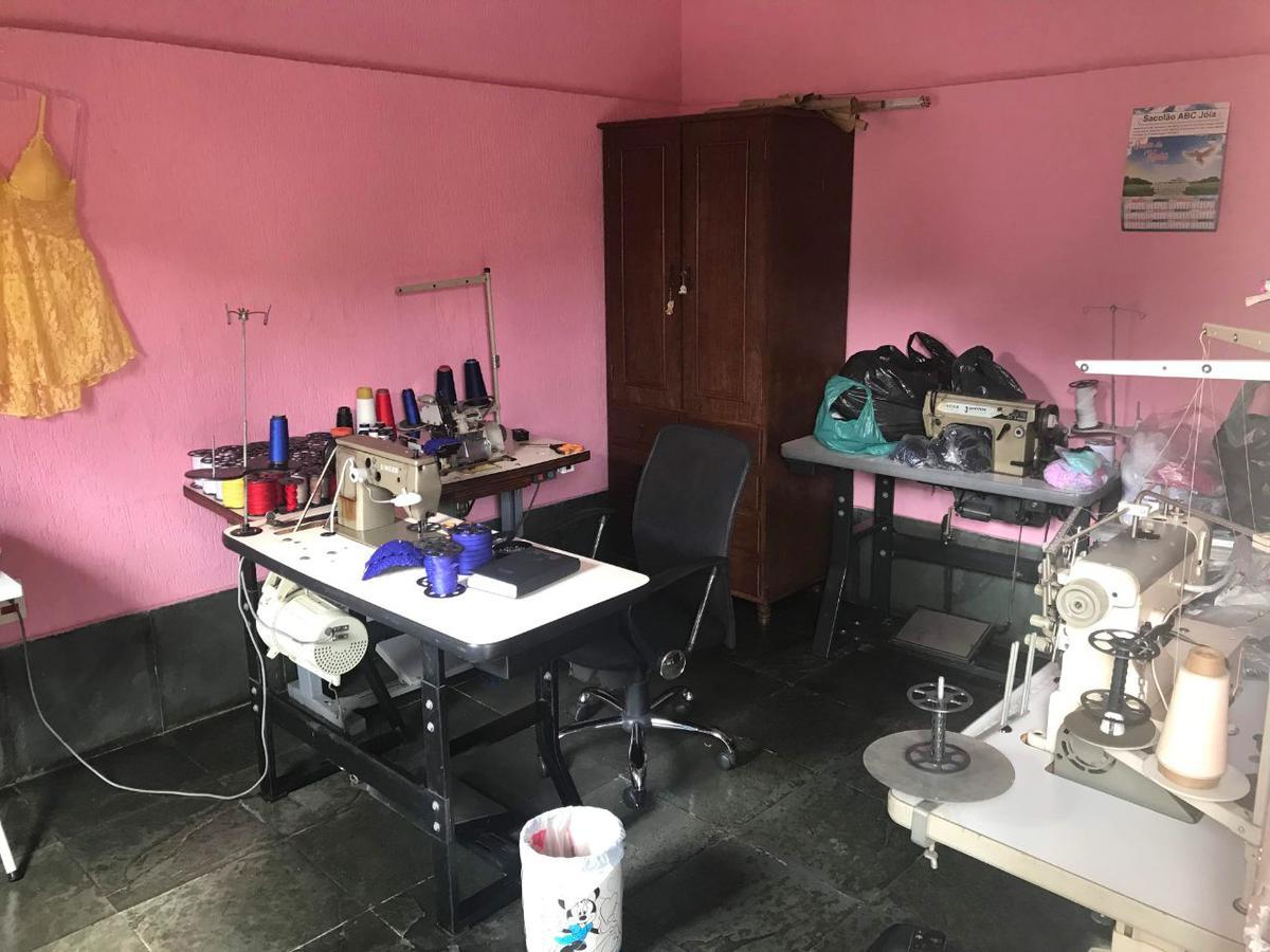 Casa, Arvoredo, 3 Quartos, 6 Vagas, 1 Suíte