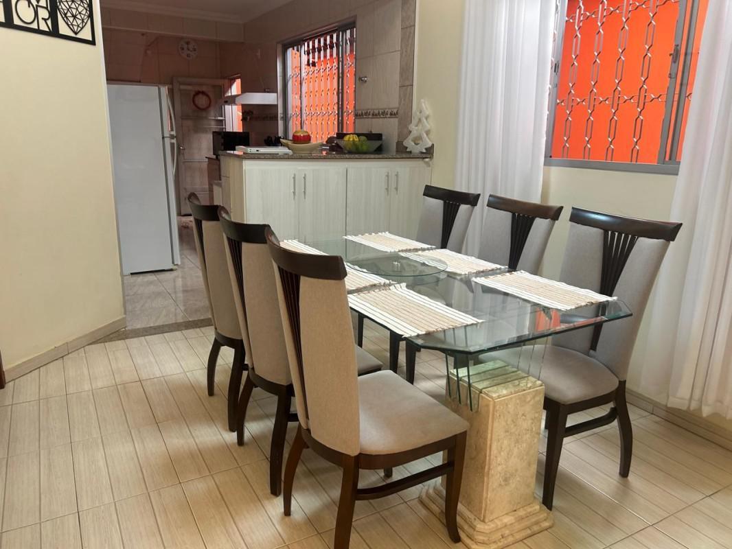 Casa, Diamante, 4 Quartos, 2 Vagas, 1 Suíte