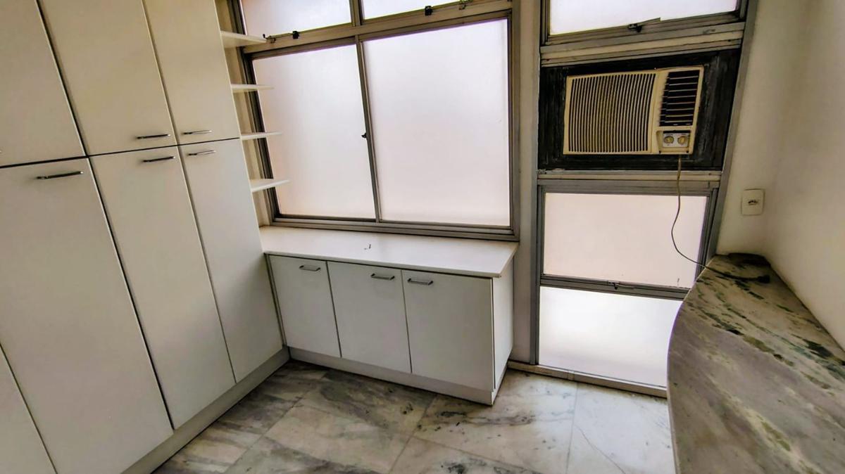 Sala, Santa Efigênia, 0 Quarto, 2 Vagas