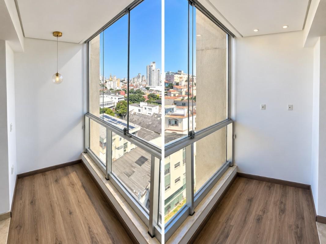 Apartamento, Sagrada Família, 2 Quartos, 2 Vagas, 1 Suíte