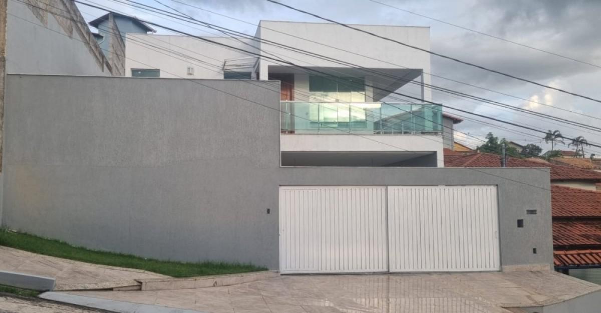 Casa, Brasiléia, 3 Quartos, 3 Vagas, 1 Suíte