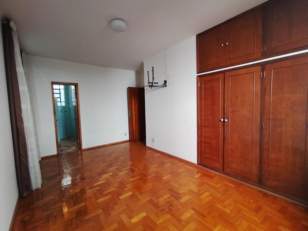 Casa, Nova Suíssa, 4 Quartos, 3 Vagas, 1 Suíte
