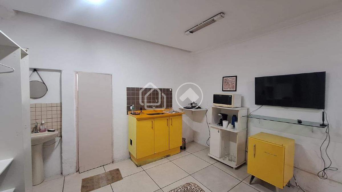 Quitinete, Padre Eustáquio, 1 Quarto, 1 Suíte