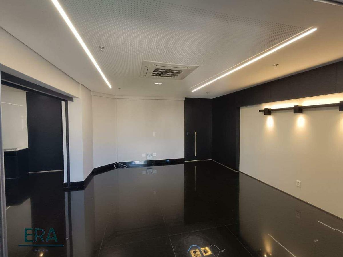 Sala, Savassi, 0 Quarto, 2 Vagas