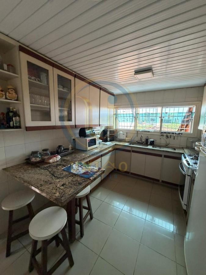Casa, Santa Lúcia, 6 Quartos, 5 Vagas, 1 Suíte