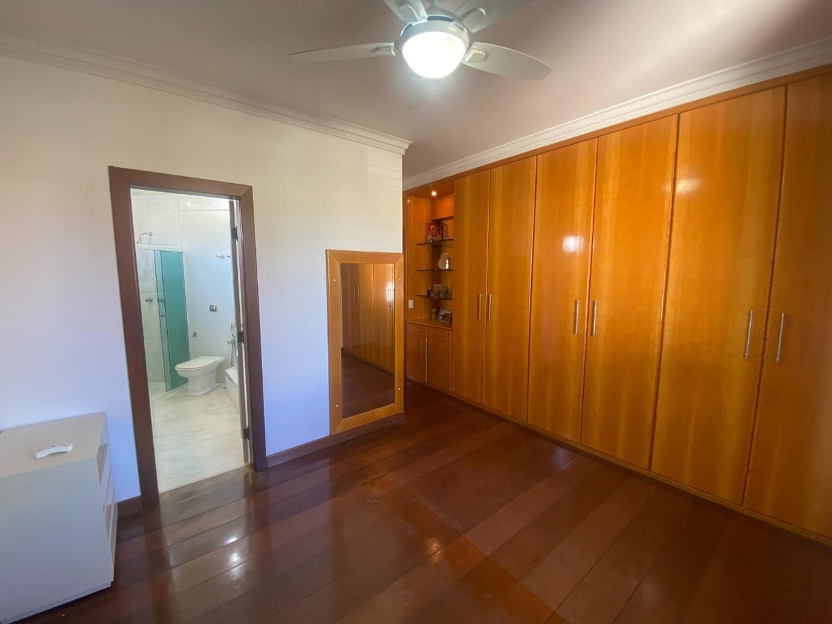 Casa, São Luiz (pampulha), 4 Quartos, 8 Vagas, 4 Suítes