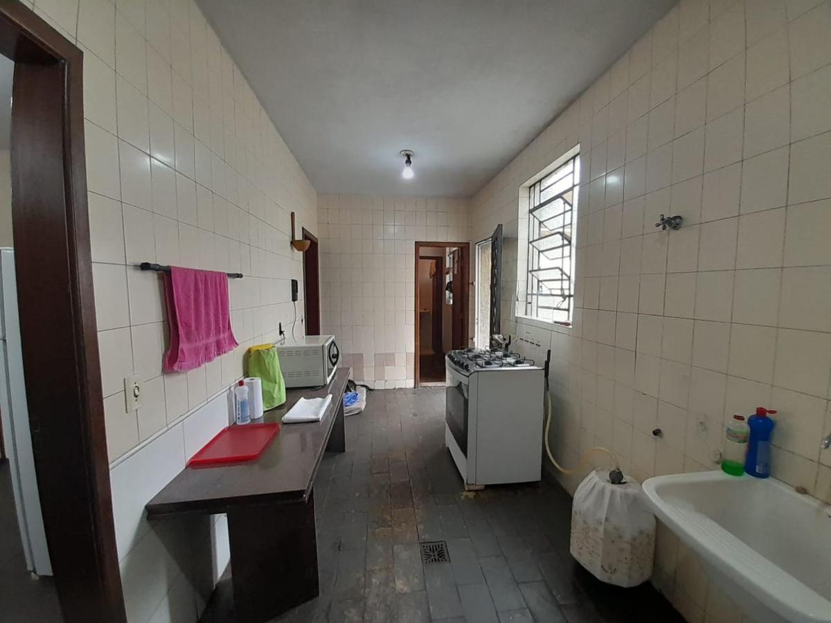 Casa, Sagrada Família, 6 Quartos, 4 Vagas, 4 Suítes