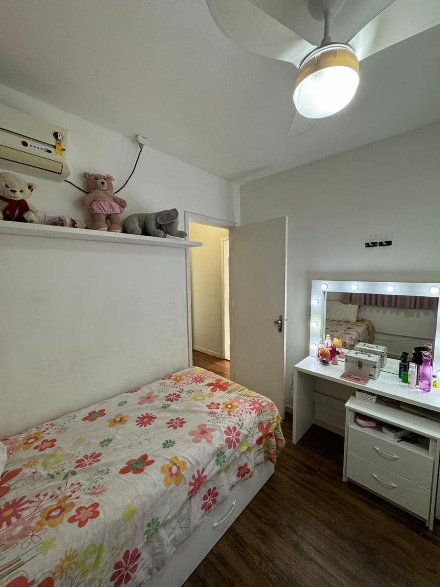 Casa, Castelo, 3 Quartos, 2 Vagas, 1 Suíte