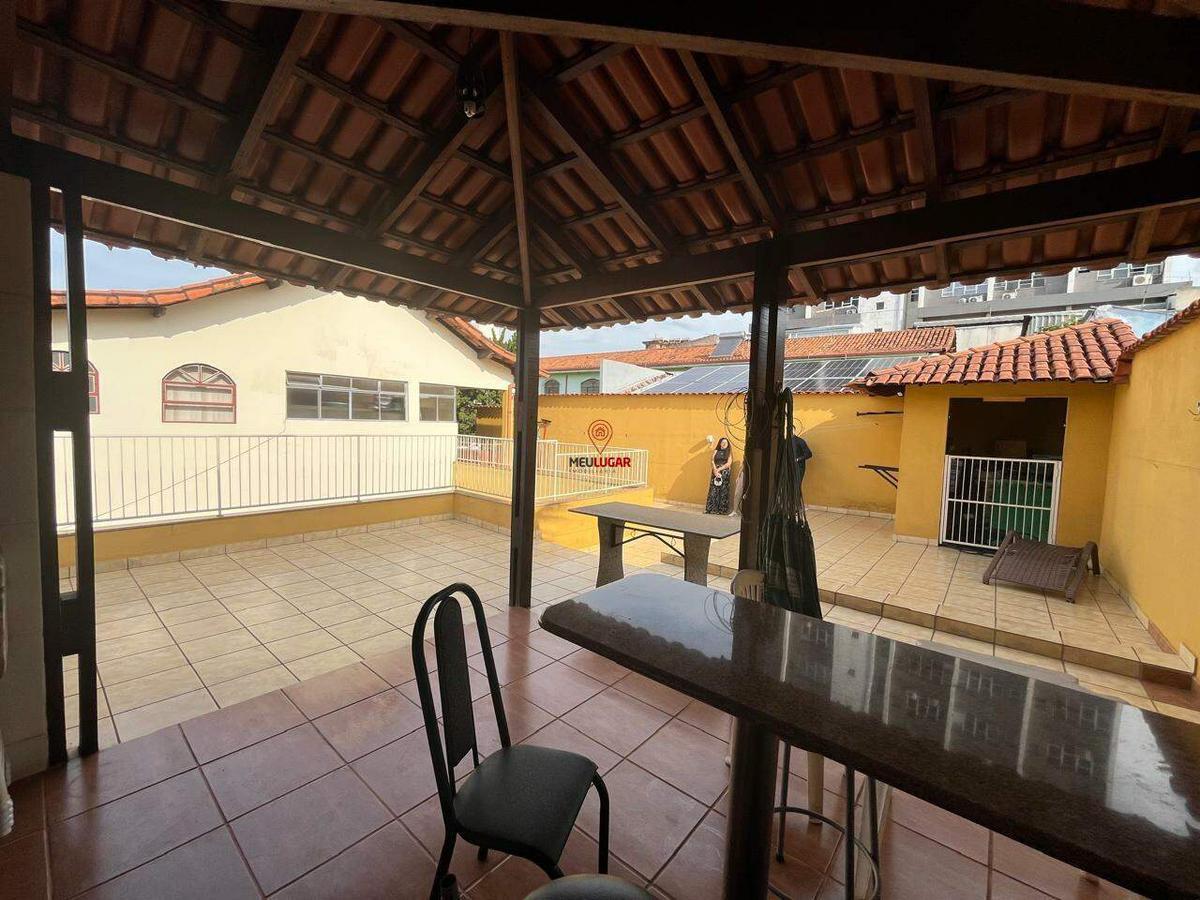 Cobertura, Barreiro, 4 Quartos, 2 Vagas, 1 Suíte