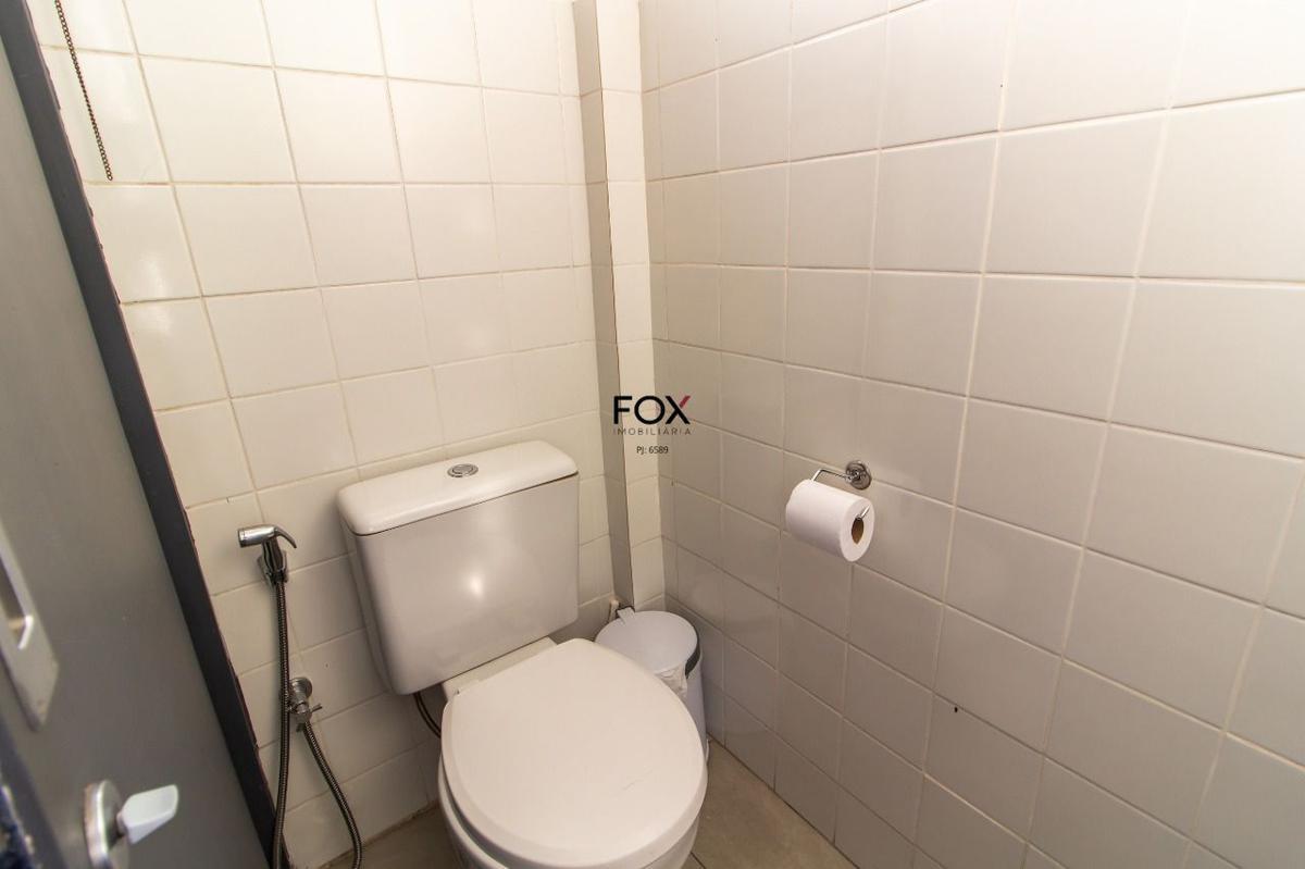 Sala, Estoril, 0 Quarto, 4 Vagas