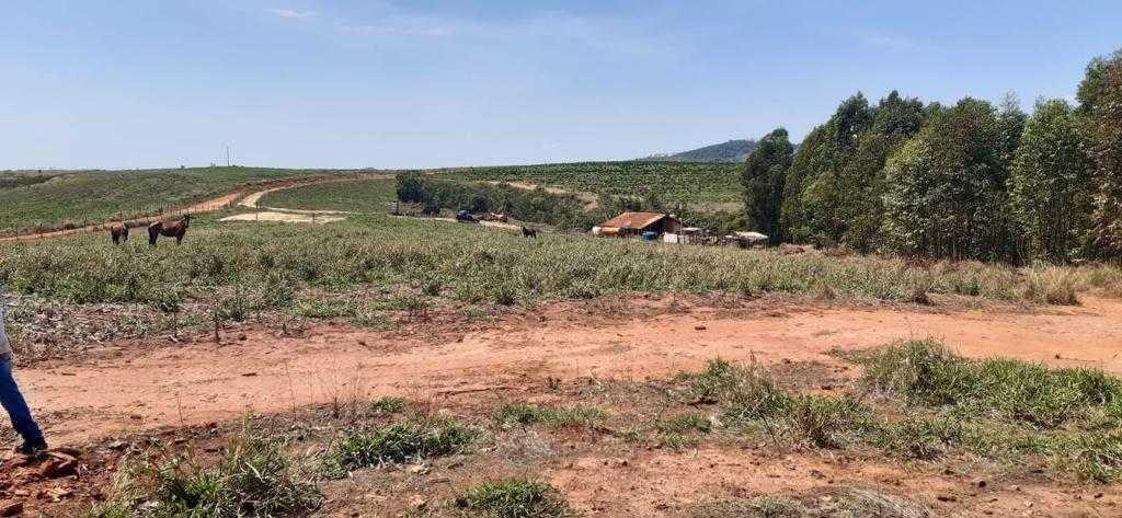 Fazenda, Zona Rural, 2 Quartos, 0 Vaga