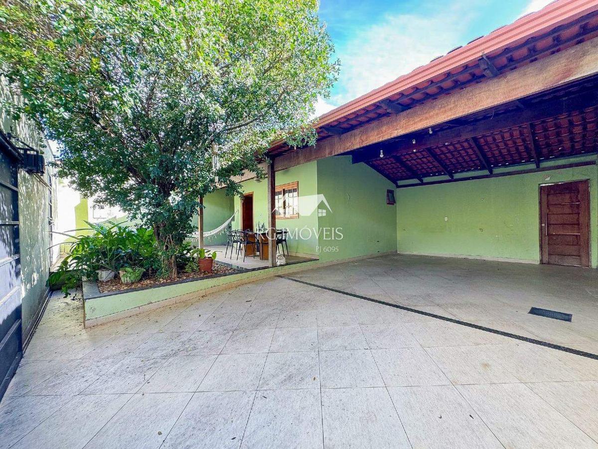 Casa, Itaipu, 5 Quartos, 4 Vagas, 1 Suíte
