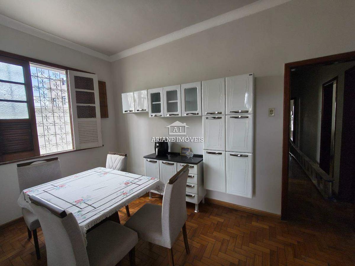 Casa, Colégio Batista, 4 Quartos, 2 Vagas