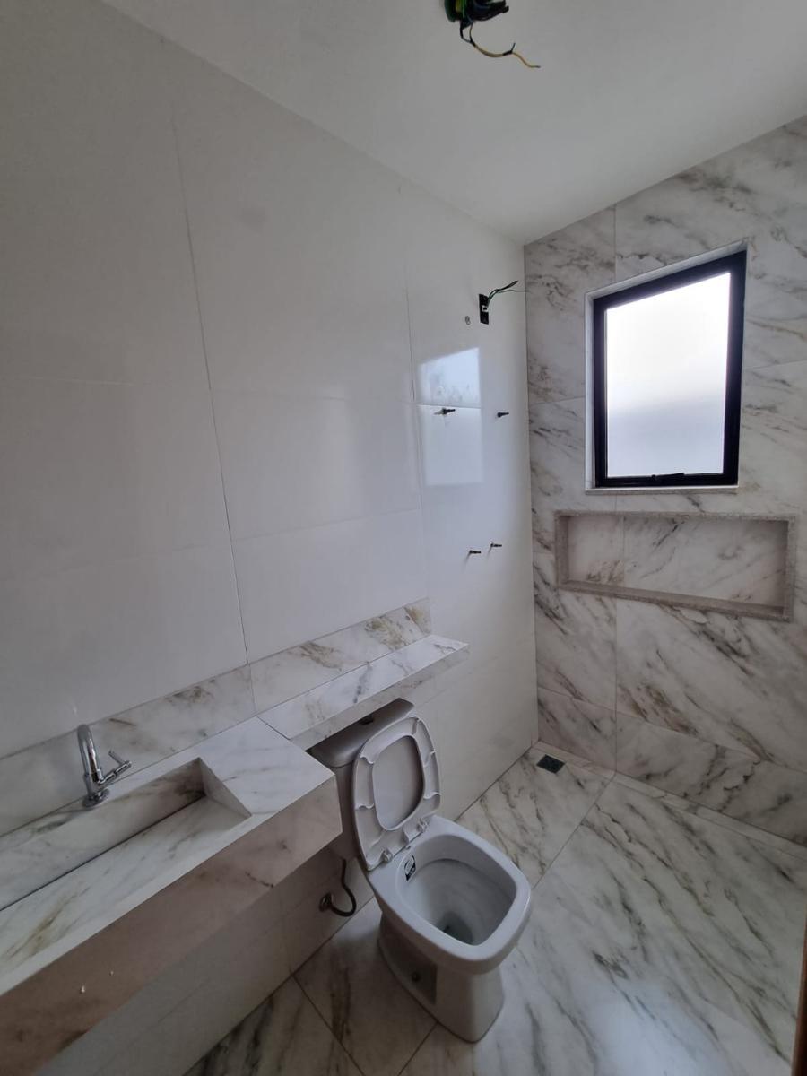 Casa, Planalto, 3 Quartos, 2 Vagas, 1 Suíte