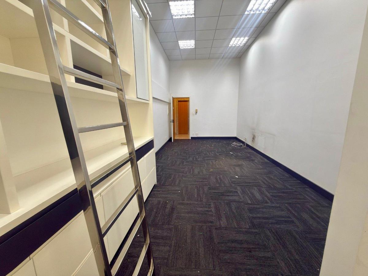 Sala, São José, 0 Quarto, 1 Vaga