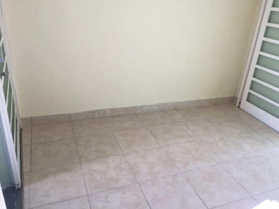 Apartamento, Floresta, 2 Quartos, 0 Vaga