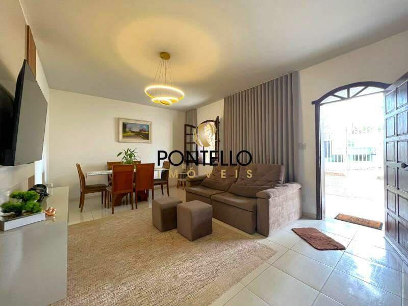 Casa, Planalto, 6 Quartos, 6 Vagas, 2 Suítes