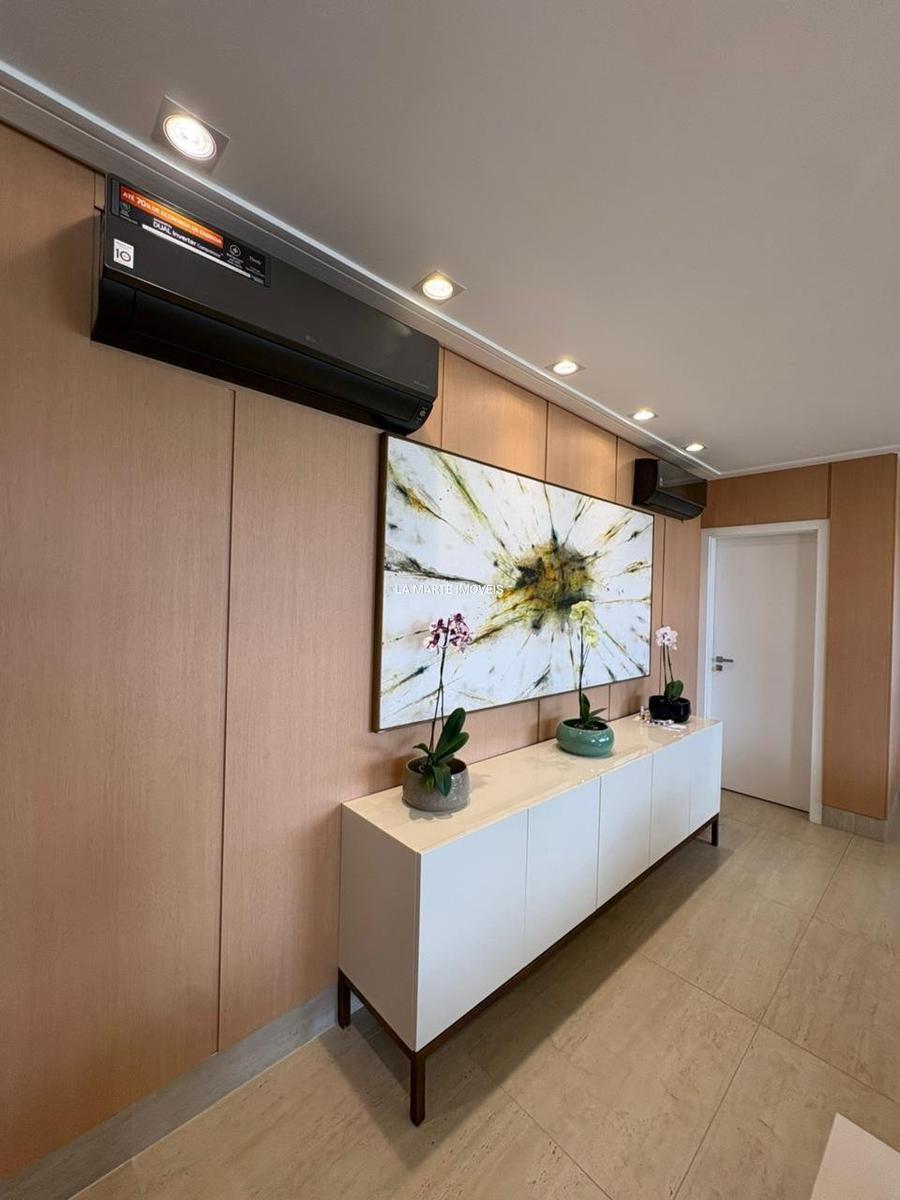 Apartamento, Centro, 4 Quartos, 4 Vagas, 3 Suítes