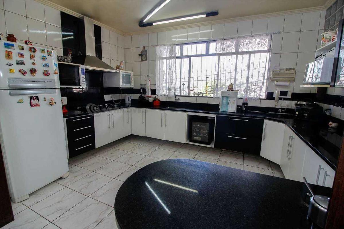 Casa, João Pinheiro, 5 Quartos, 4 Vagas, 1 Suíte