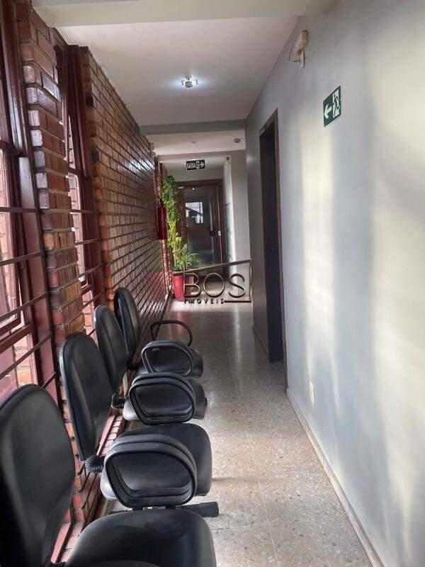 Sala, Barro Preto, 0 Quarto, 1 Vaga