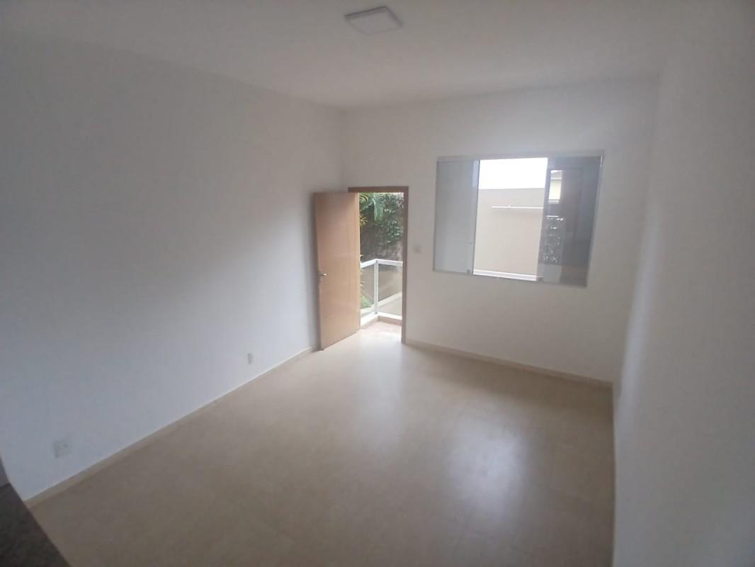 Casa, Heliópolis, 3 Quartos, 2 Vagas, 3 Suítes