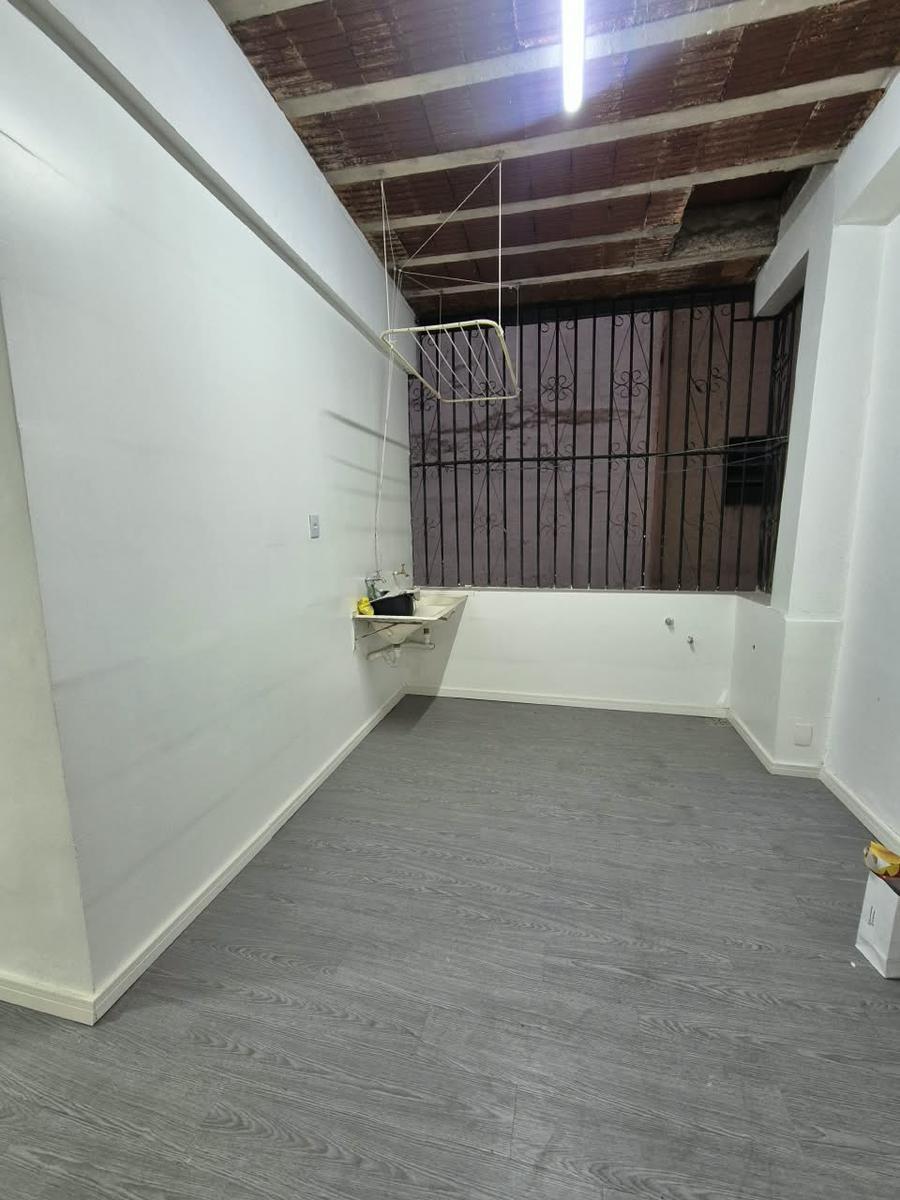 Apartamento, Centro, 4 Quartos, 0 Vaga, 1 Suíte