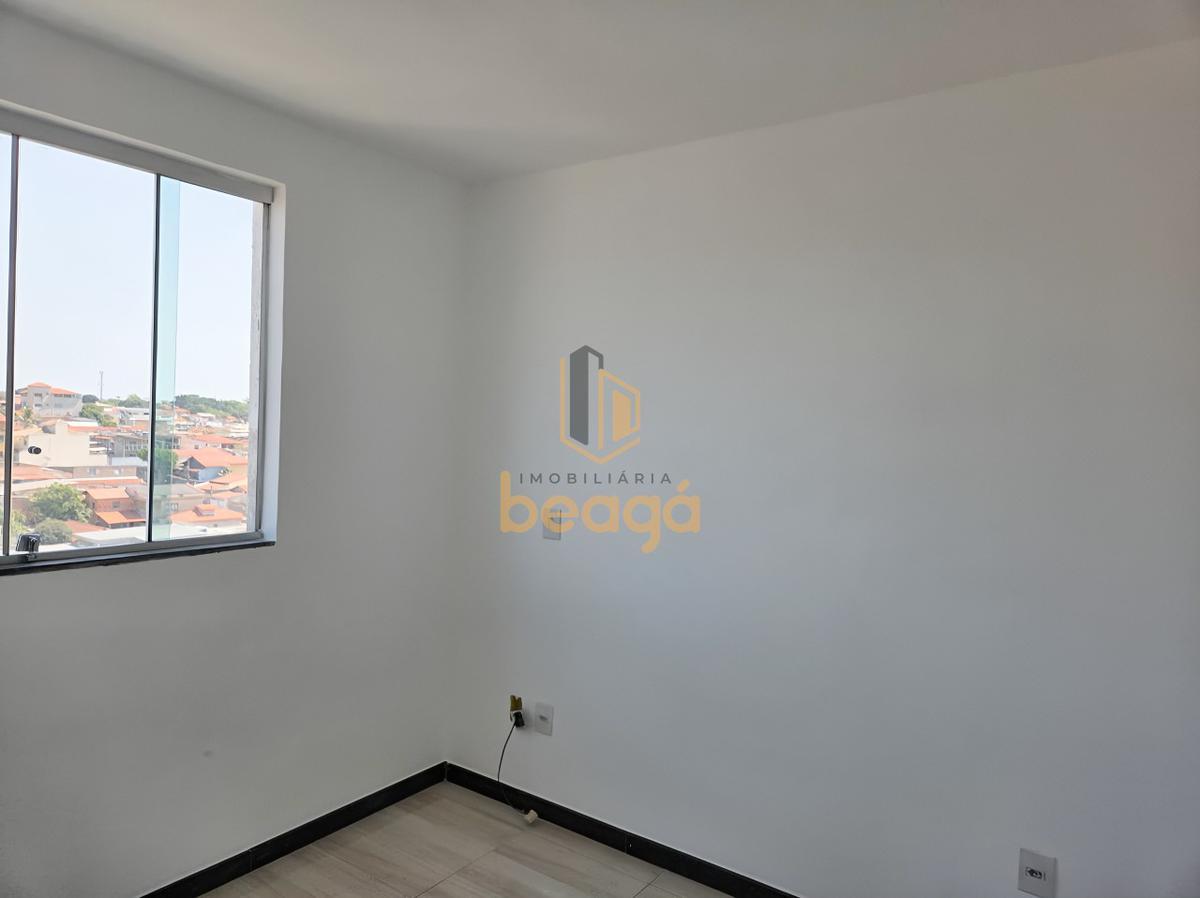 Cobertura, Coqueiros, 2 Quartos, 1 Vaga, 1 Suíte