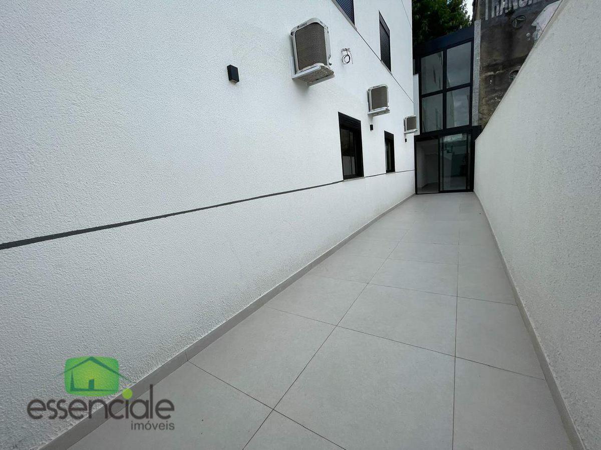 Apartamento, Centro, 3 Quartos, 6 Vagas, 2 Suítes