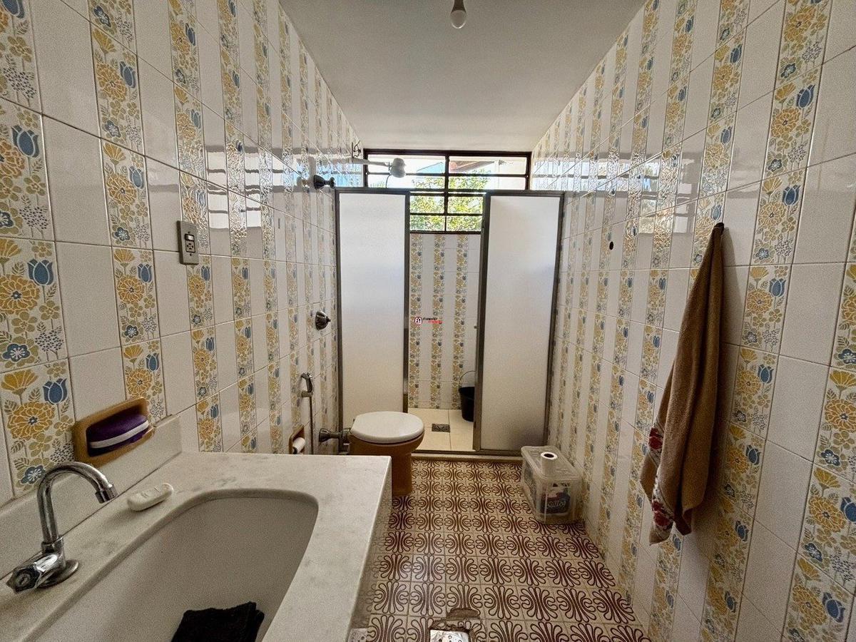 Casa, São José, 4 Quartos, 6 Vagas, 1 Suíte