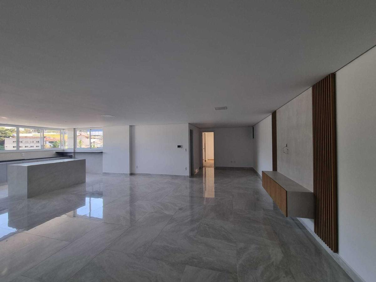 Apartamento, Jardim Riacho das Pedras, 4 Quartos, 3 Vagas, 4 Suítes