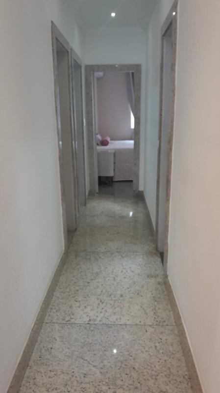 Casa, Sagrada Família, 4 Quartos, 3 Vagas, 2 Suítes
