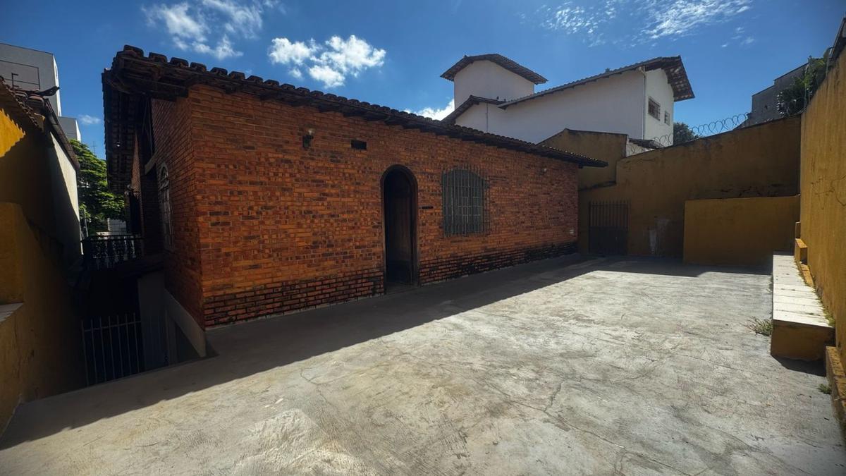 Casa, Ana Lúcia, 5 Quartos, 4 Vagas, 1 Suíte