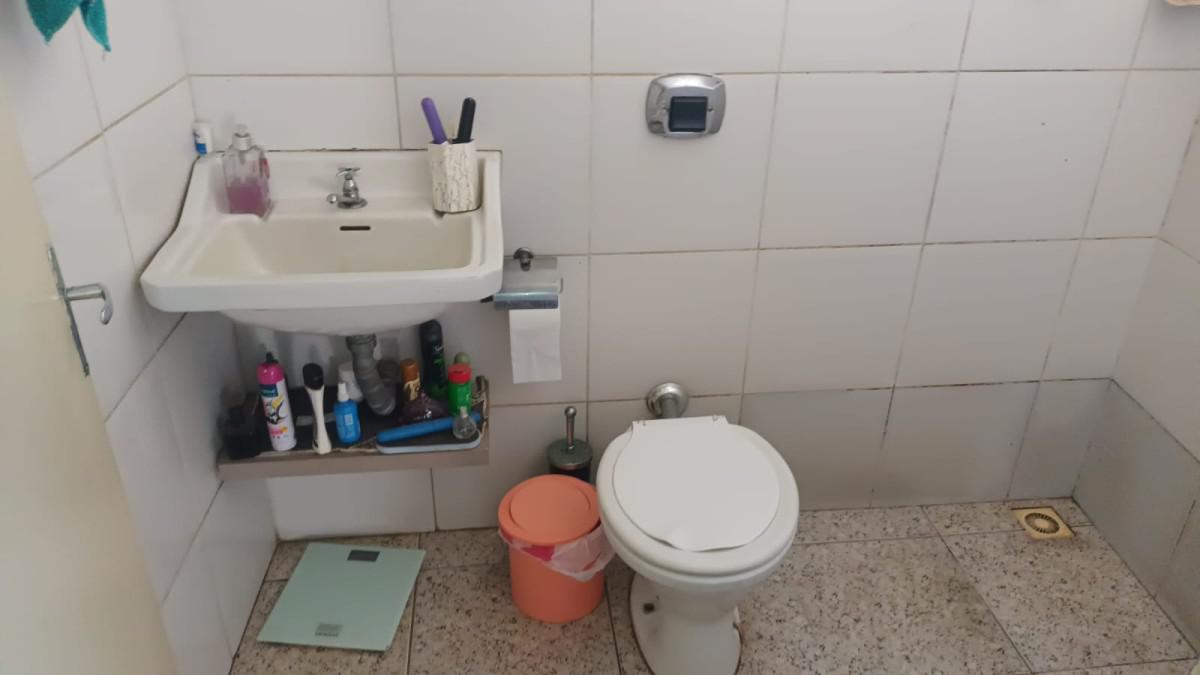 Casa, João Pinheiro, 3 Quartos, 0 Vaga