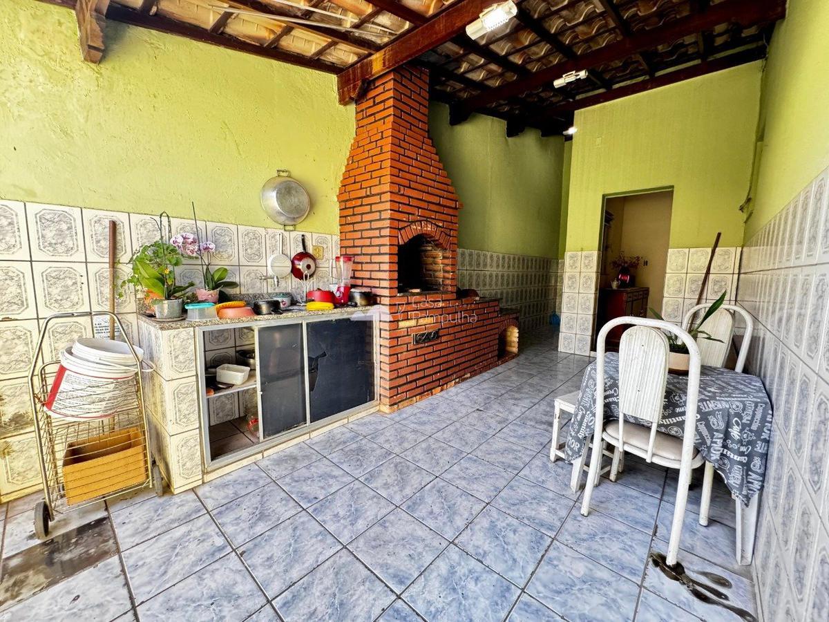 Casa, Santa Mônica, 4 Quartos, 4 Vagas, 1 Suíte