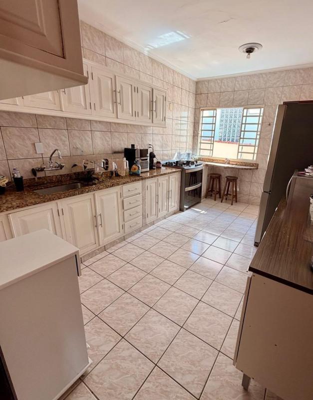 Casa, Novo Horizonte, 4 Quartos, 2 Vagas, 1 Suíte