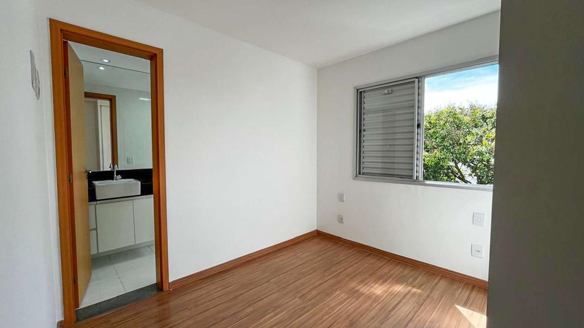 Apartamento, Serra, 2 Quartos, 2 Vagas, 1 Suíte