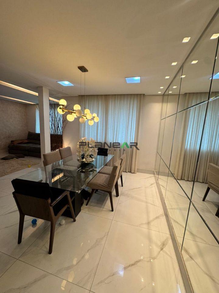 Casa, Inconfidentes, 4 Quartos, 3 Vagas, 1 Suíte