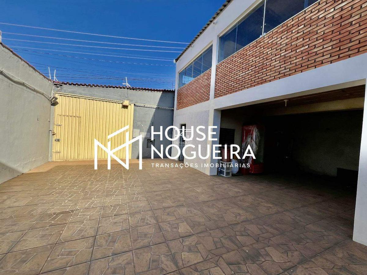 Casa, Santa Helena, 4 Quartos, 8 Vagas, 2 Suítes