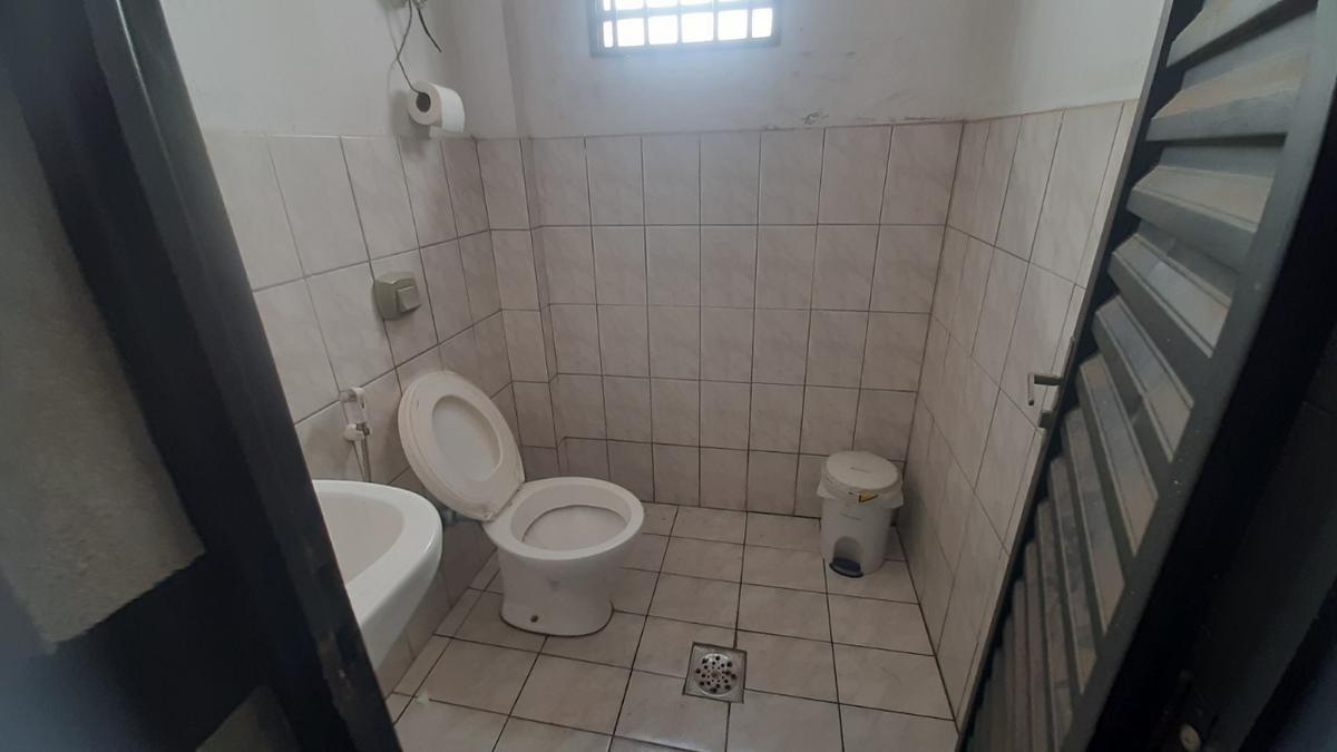 Prédio, Castelo, 0 Quarto, 15 Vagas